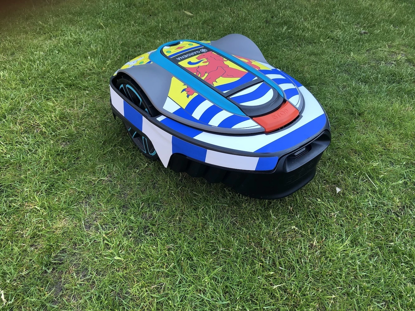 Twinckels Outfit Voor Gardena Robotmaaier Sileno - Zeeuwse Vlag - Afbeelding 2